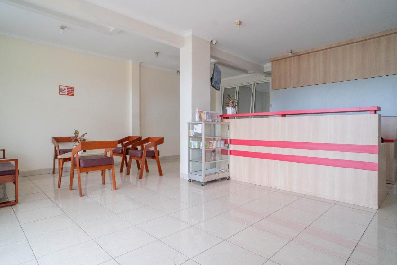 Mroom Residence Near Umn Gading Serpong Redpartner Cicayur Bagian luar foto